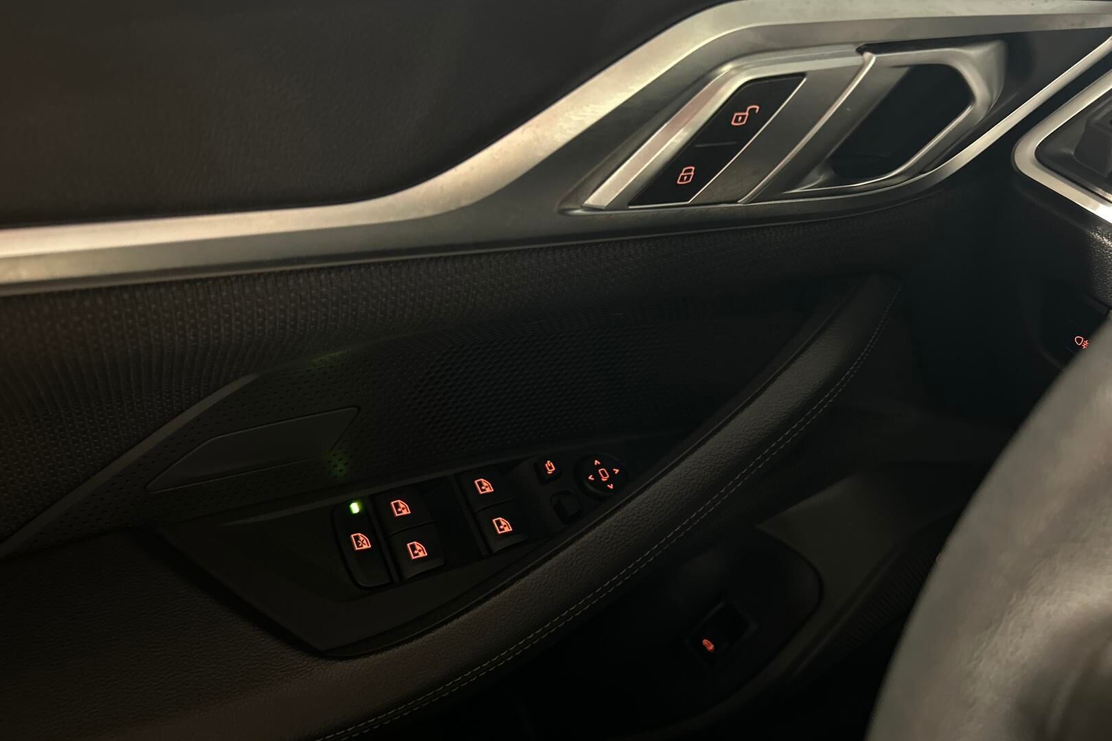 BMW I4 iso kuva 22