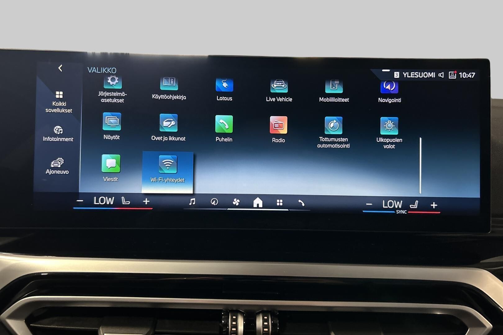 BMW I4 iso kuva 28