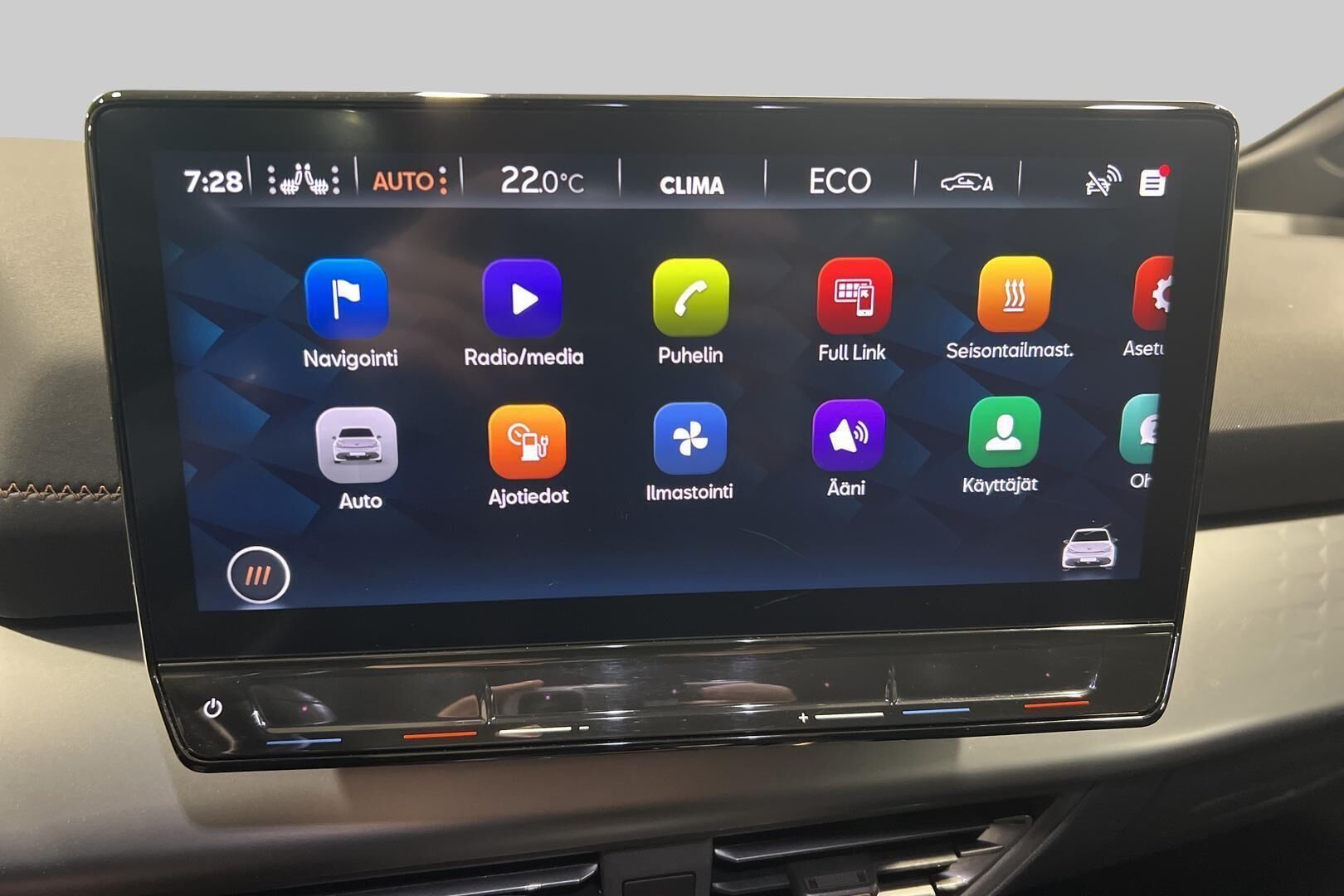 CUPRA BORN iso kuva 13