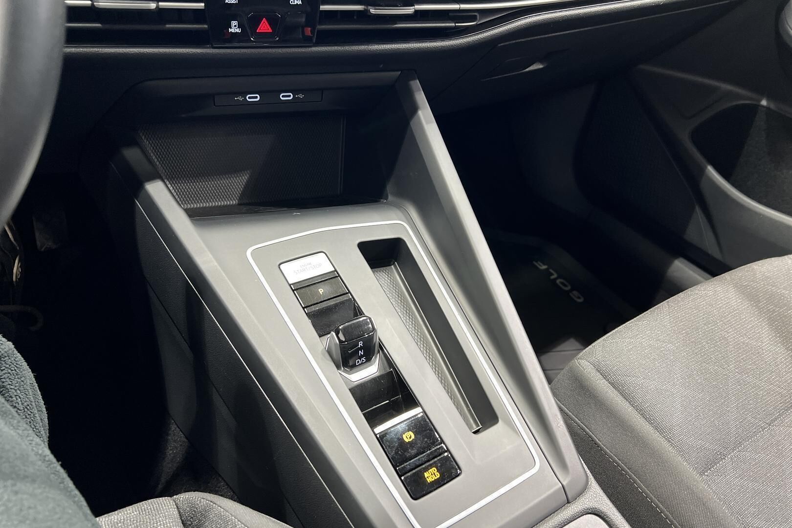 VOLKSWAGEN GOLF iso kuva 18