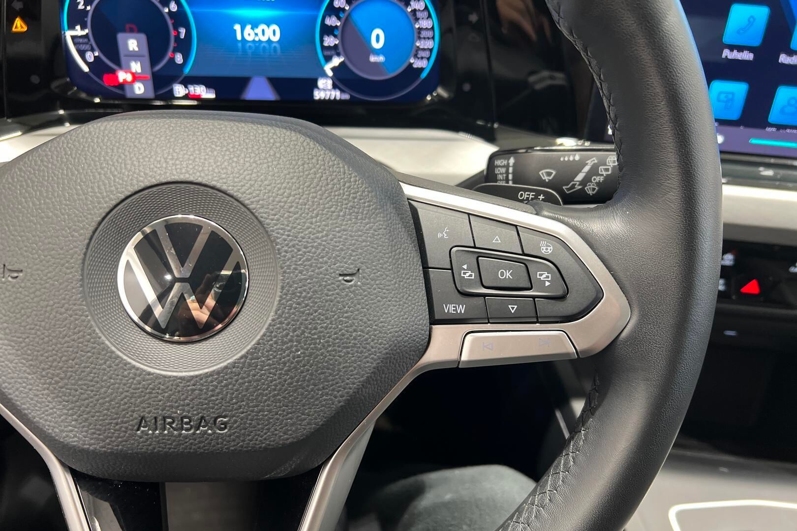 VOLKSWAGEN GOLF iso kuva 21