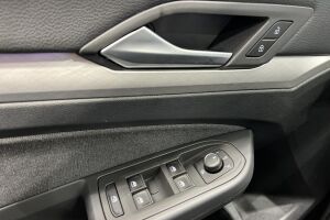 VOLKSWAGEN GOLF esikatselu 37