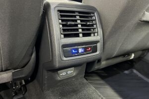VOLKSWAGEN GOLF esikatselu 24