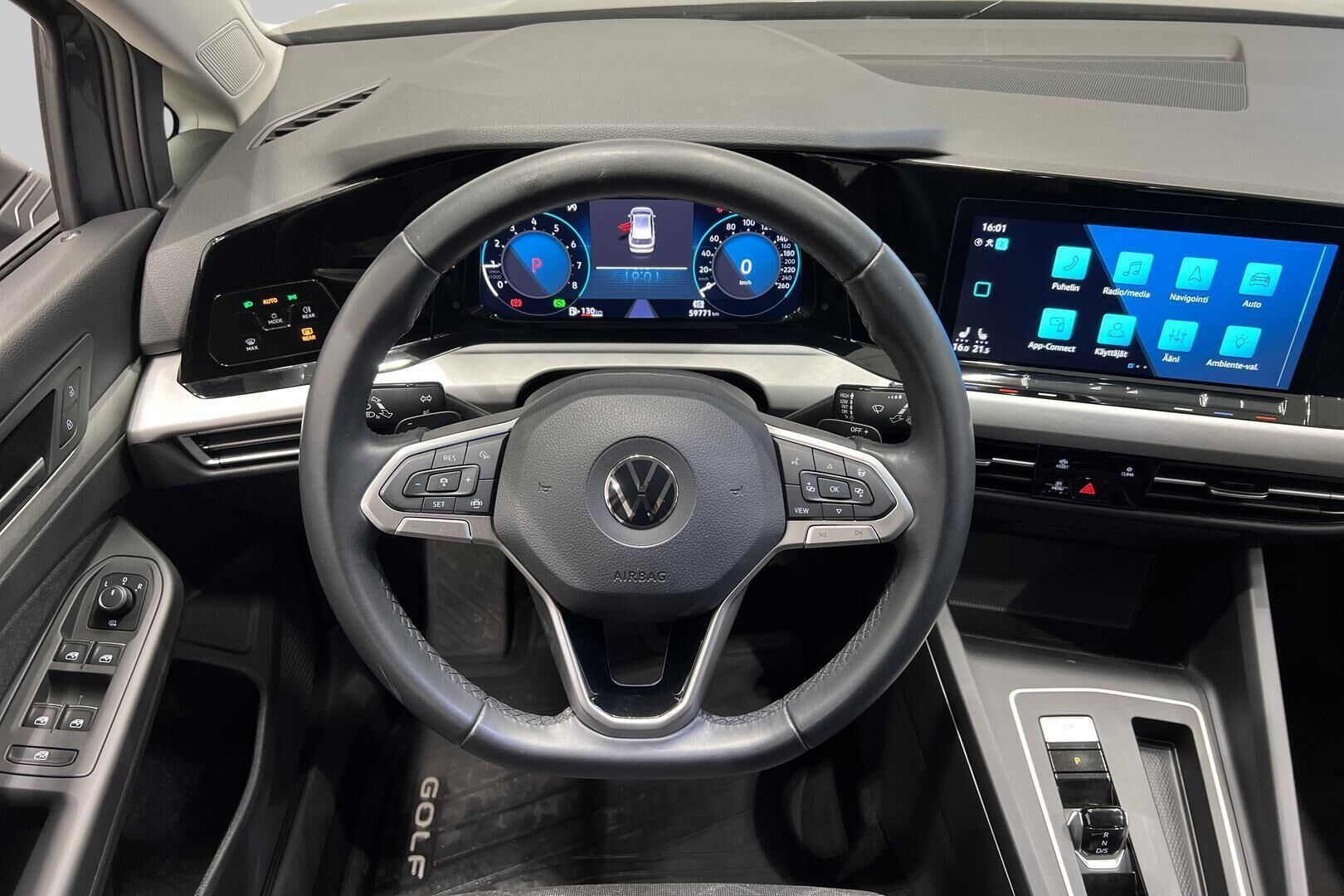 VOLKSWAGEN GOLF iso kuva 26