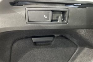 VOLKSWAGEN GOLF esikatselu 27