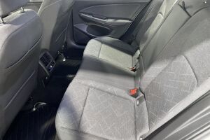 VOLKSWAGEN GOLF esikatselu 10