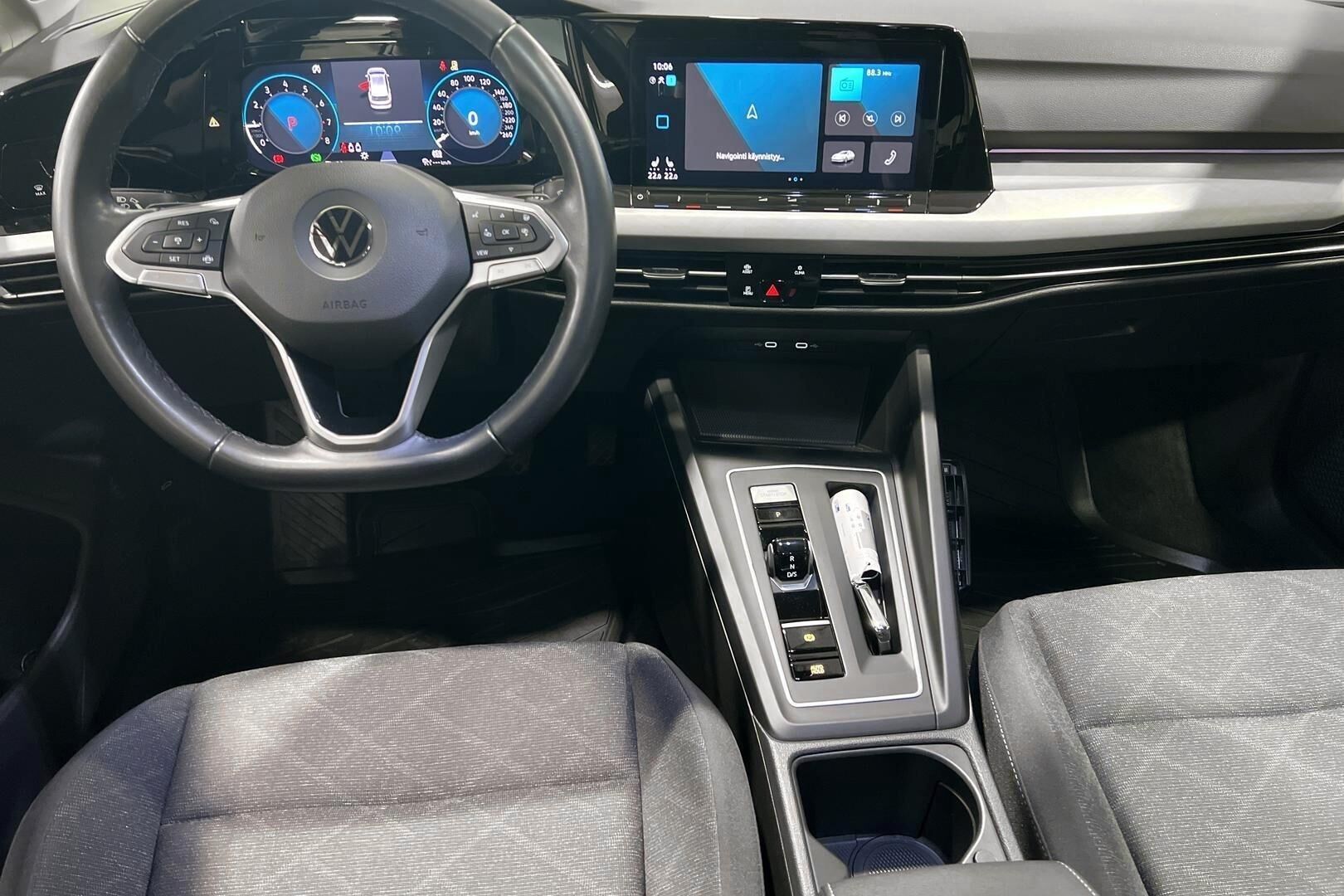 VOLKSWAGEN GOLF iso kuva 11
