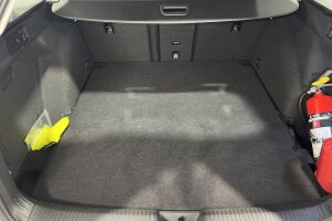 VOLKSWAGEN GOLF esikatselu 12