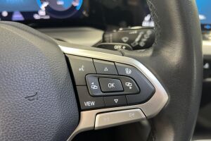 VOLKSWAGEN GOLF esikatselu 16