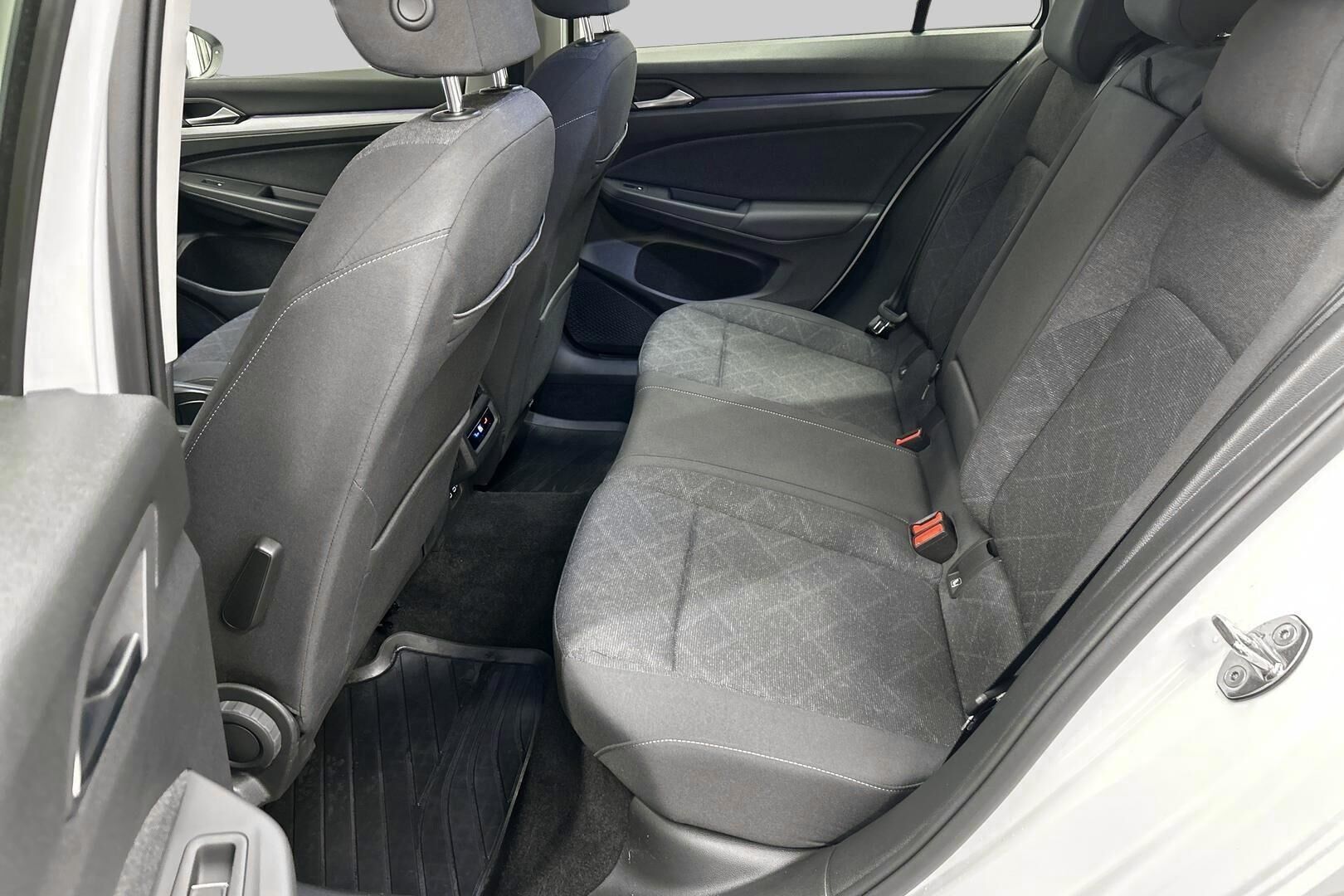 VOLKSWAGEN GOLF iso kuva 18