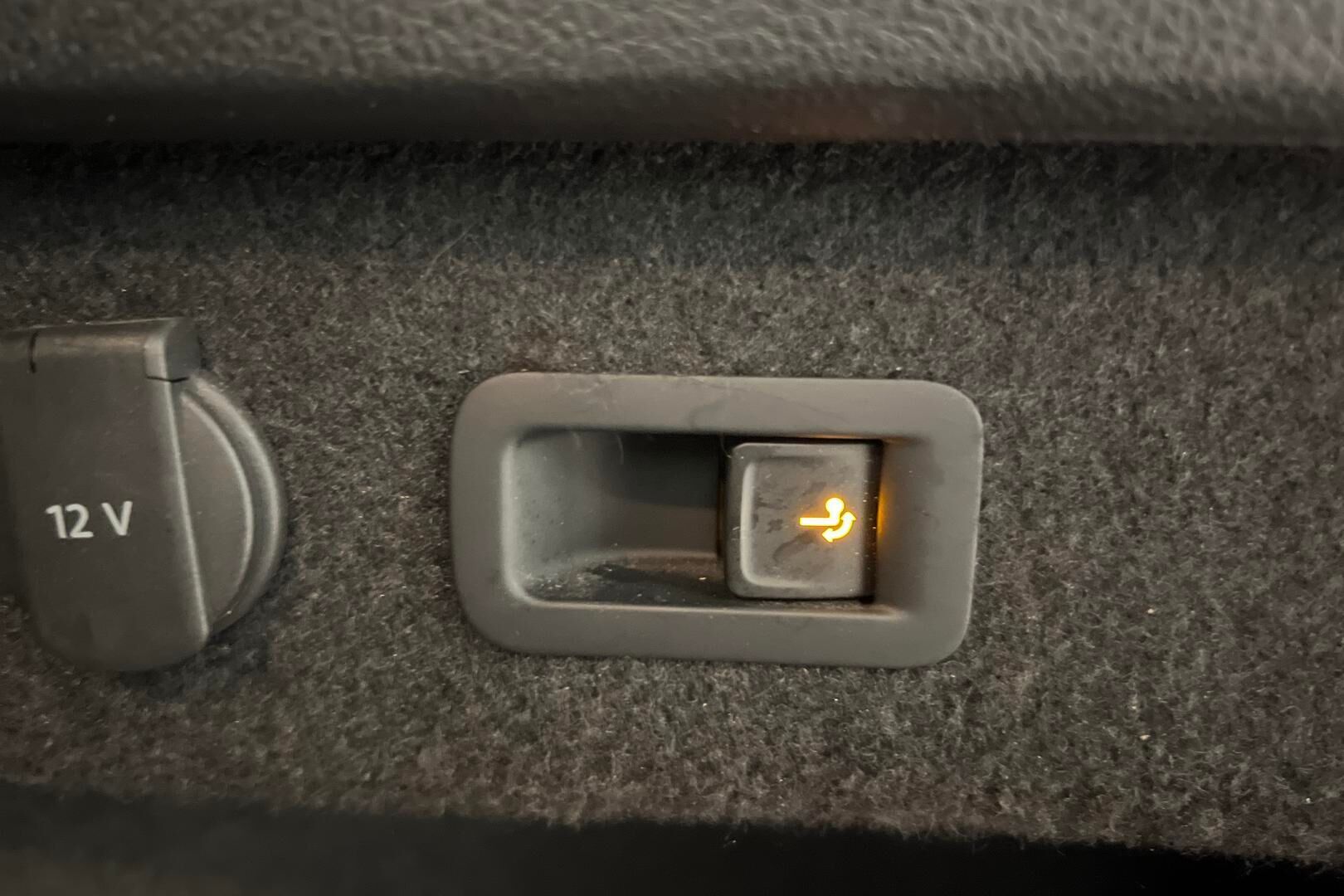 VOLKSWAGEN Passat iso kuva 14