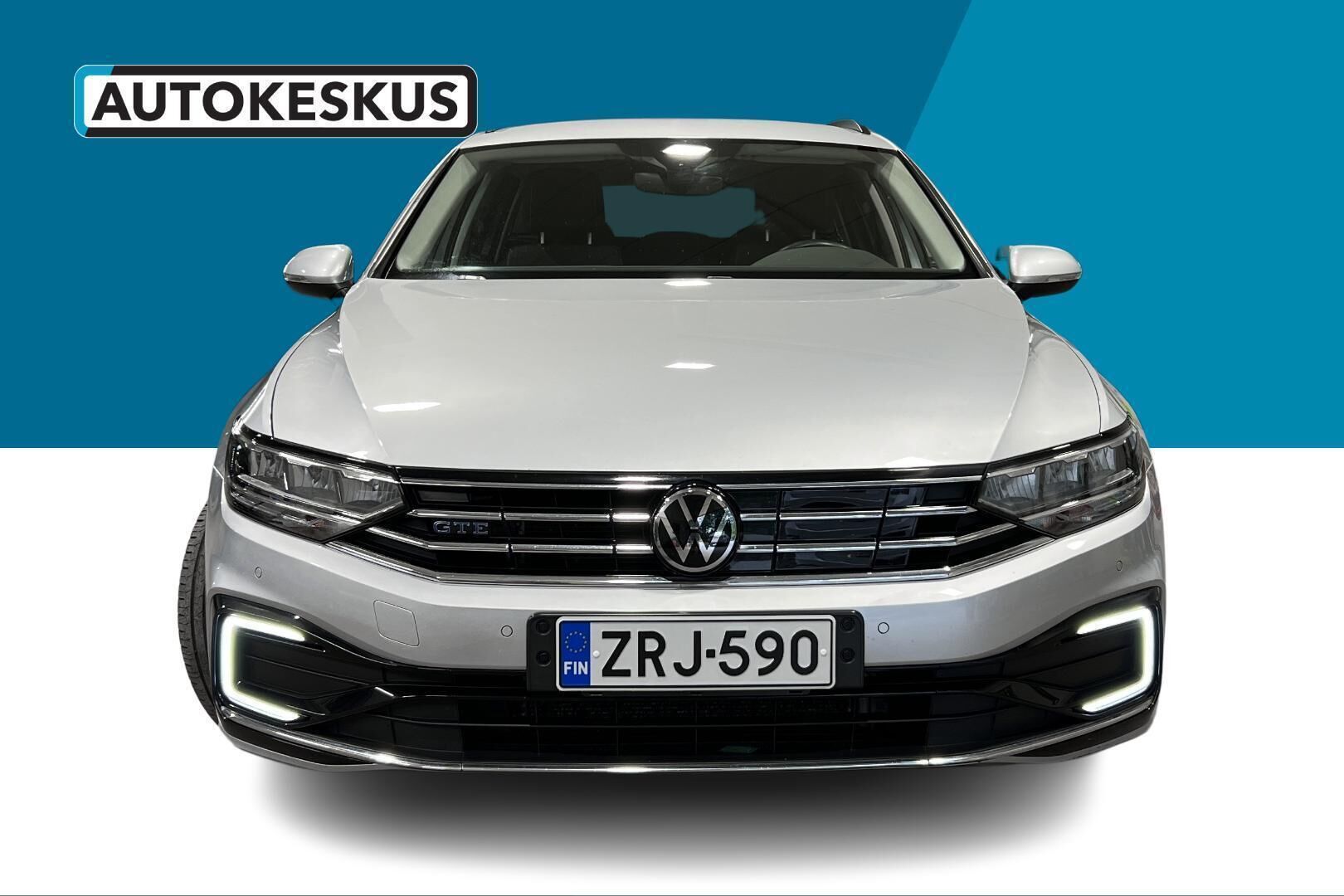 VOLKSWAGEN Passat iso kuva 2