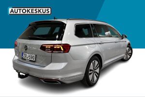 VOLKSWAGEN Passat esikatselu 5