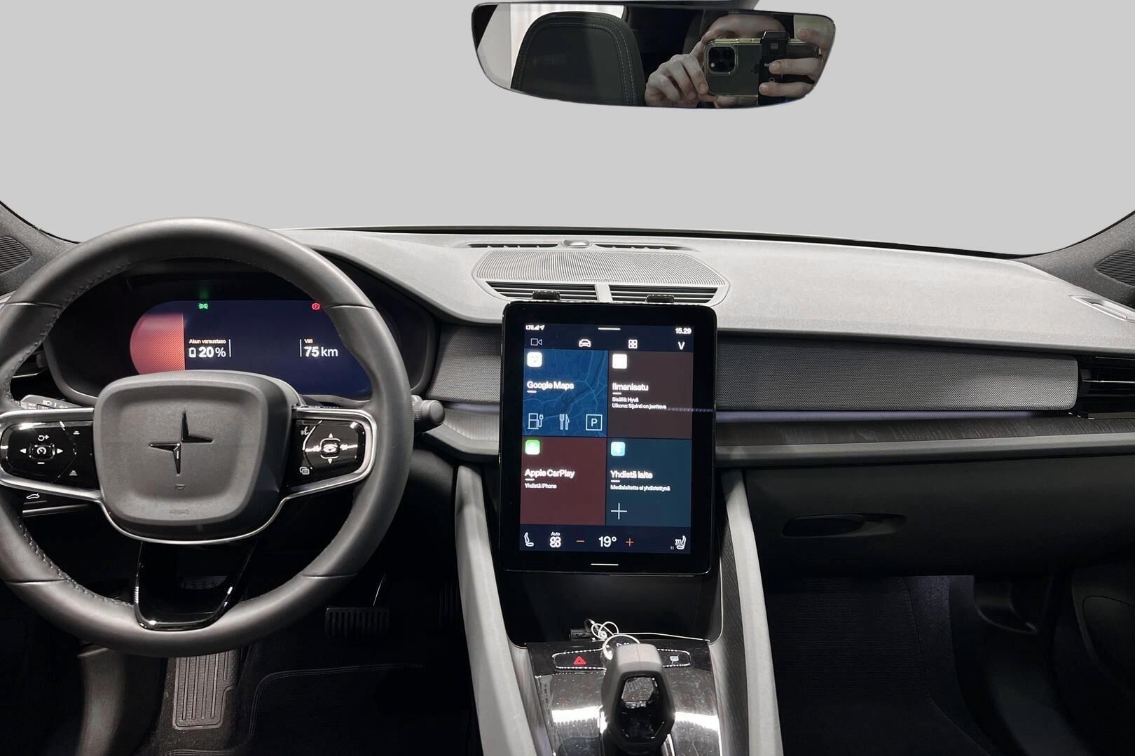 POLESTAR 2 iso kuva 6