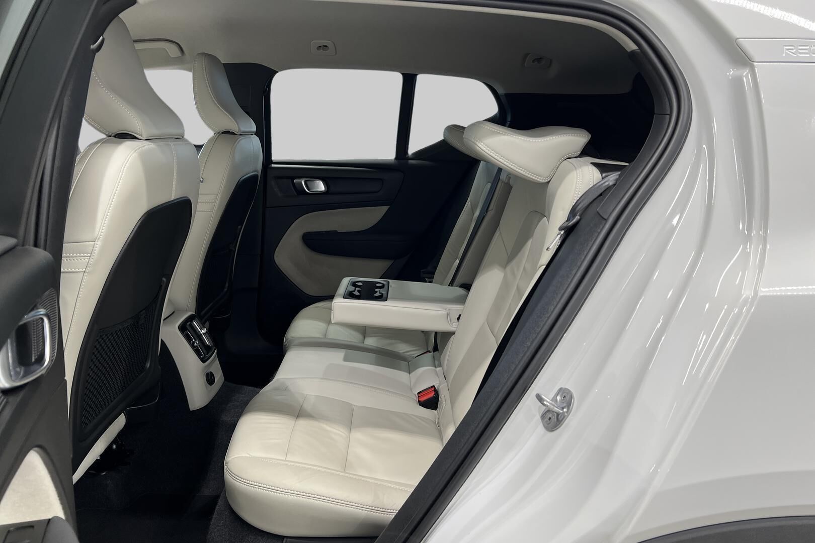 VOLVO XC40 iso kuva 25