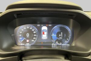 VOLVO XC40 esikatselu 9