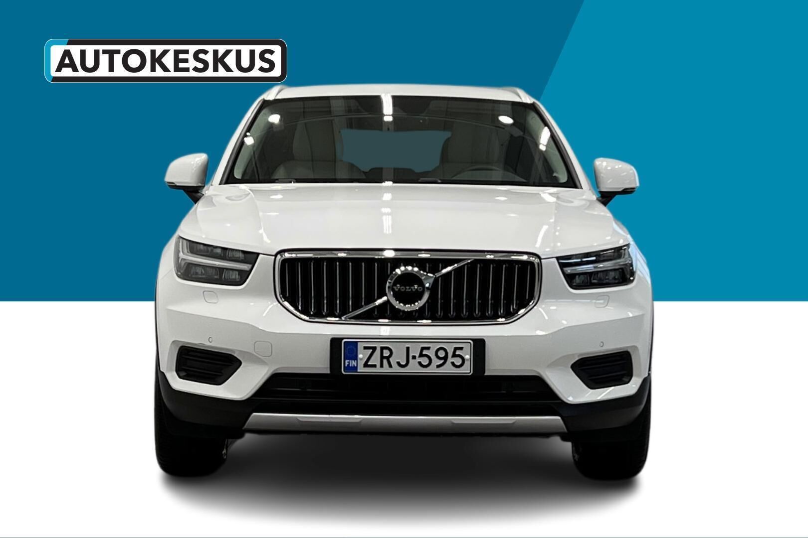 VOLVO XC40 iso kuva 2