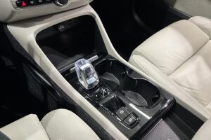 VOLVO XC40 esikatselu 30