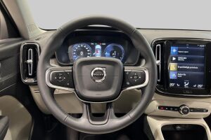 VOLVO XC40 esikatselu 18