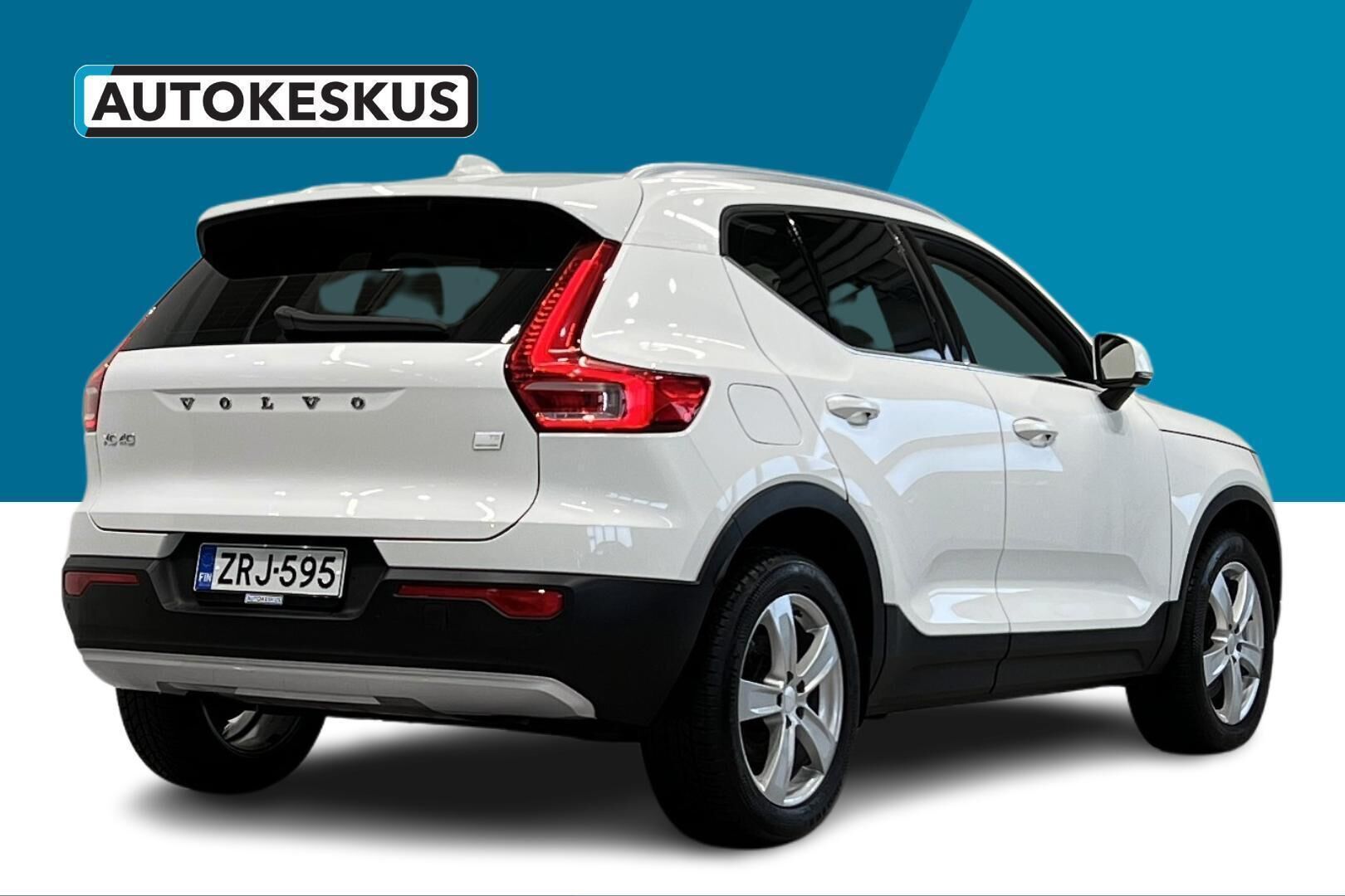 VOLVO XC40 iso kuva 23
