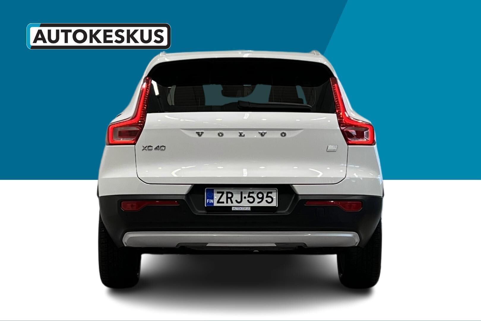 VOLVO XC40 iso kuva 4