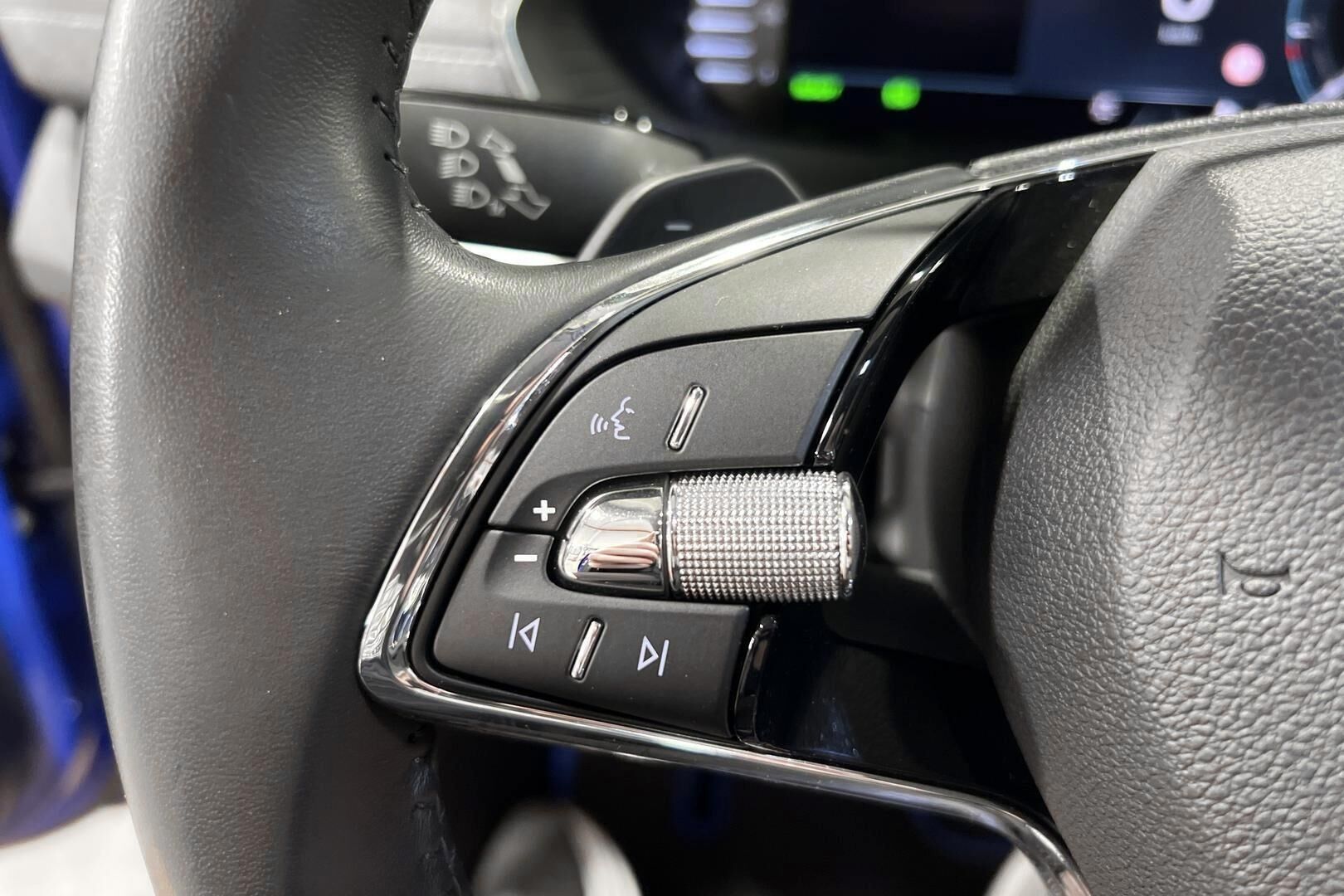 SKODA OCTAVIA iso kuva 11