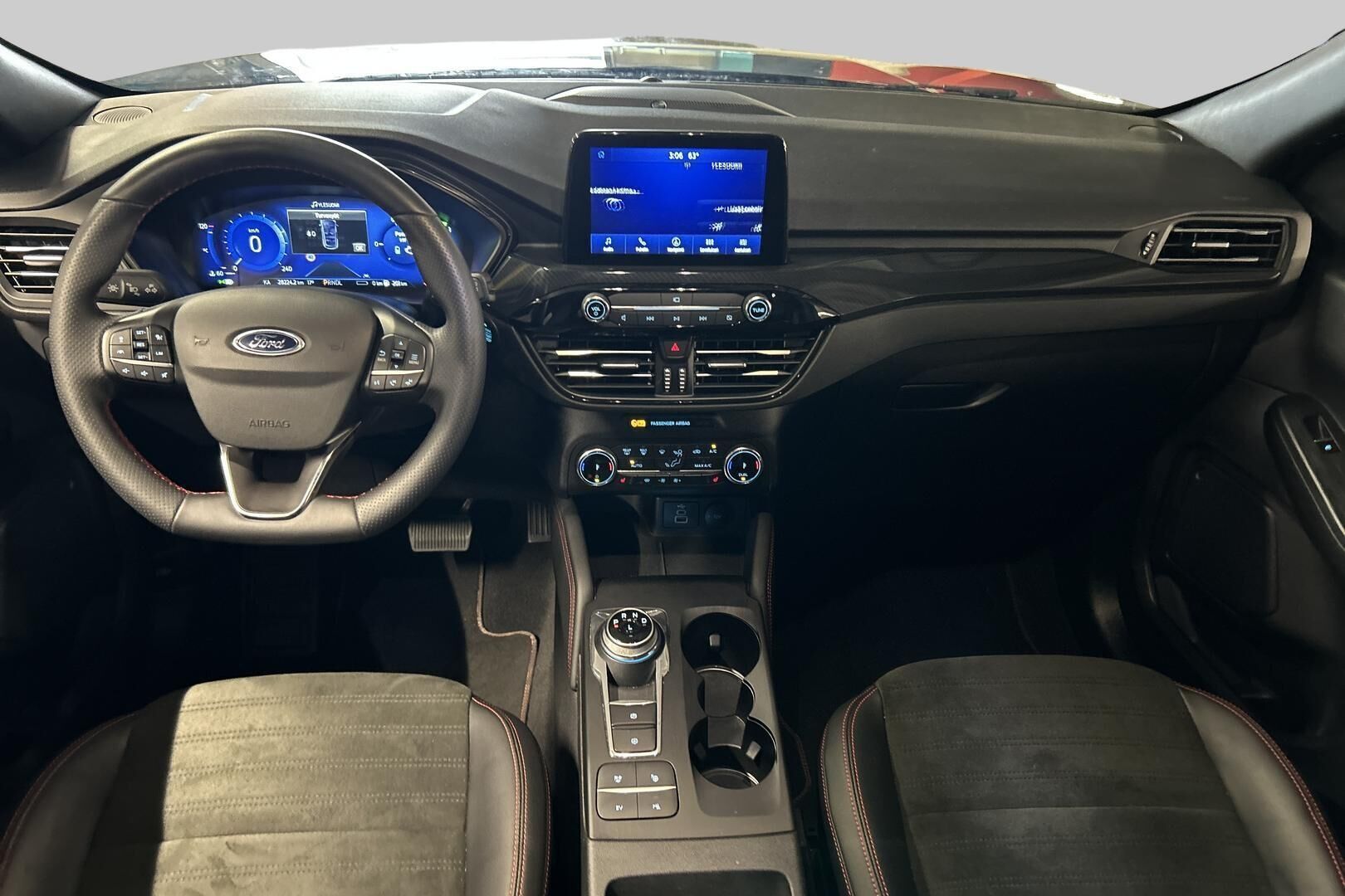 FORD KUGA iso kuva 11