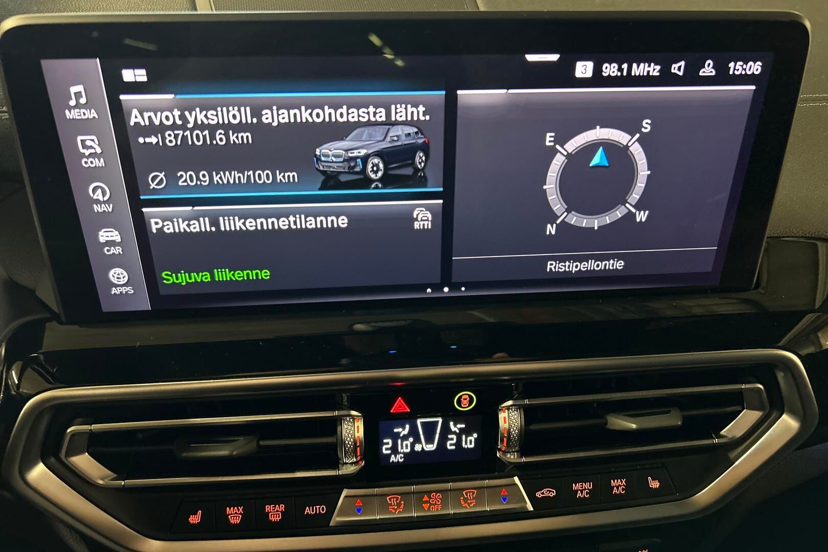BMW iX3 iso kuva 16