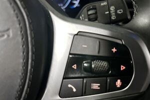 BMW iX3 esikatselu 23