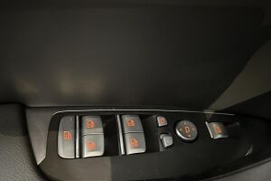 BMW iX3 esikatselu 27