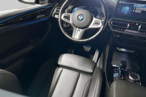 BMW iX3 esikatselu 34
