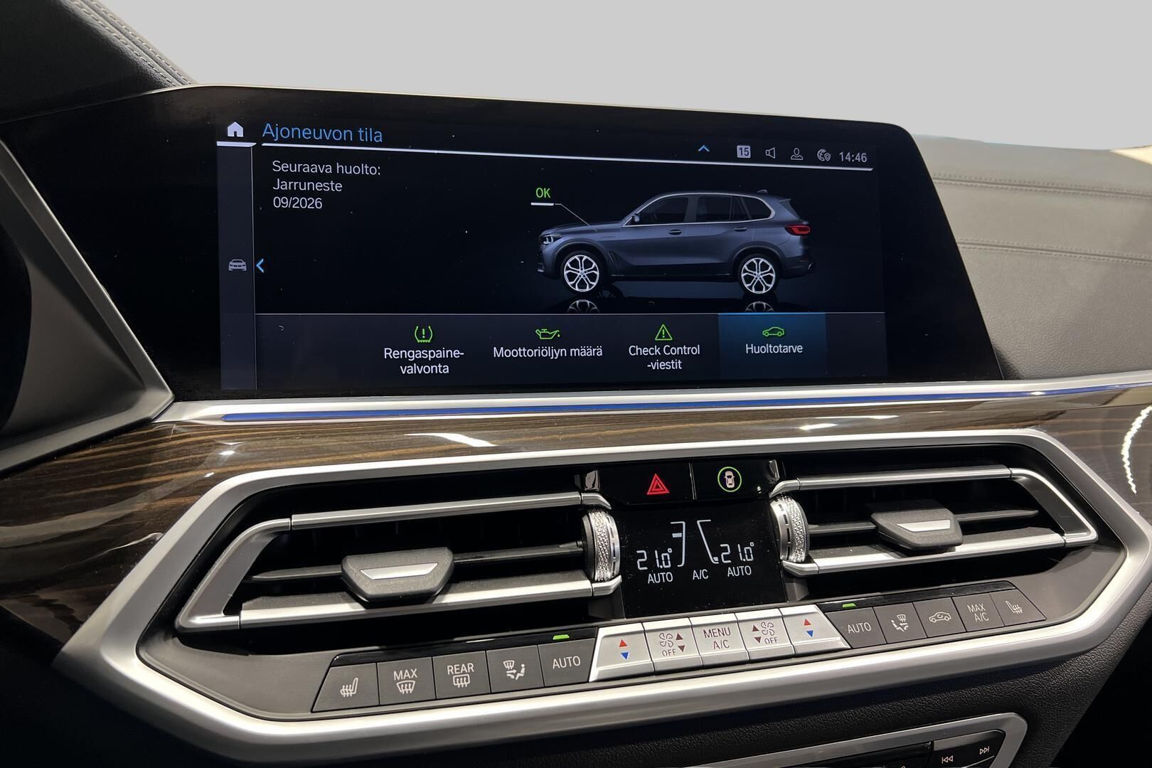 BMW X5 iso kuva 13