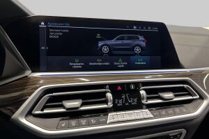 BMW X5 esikatselu 13