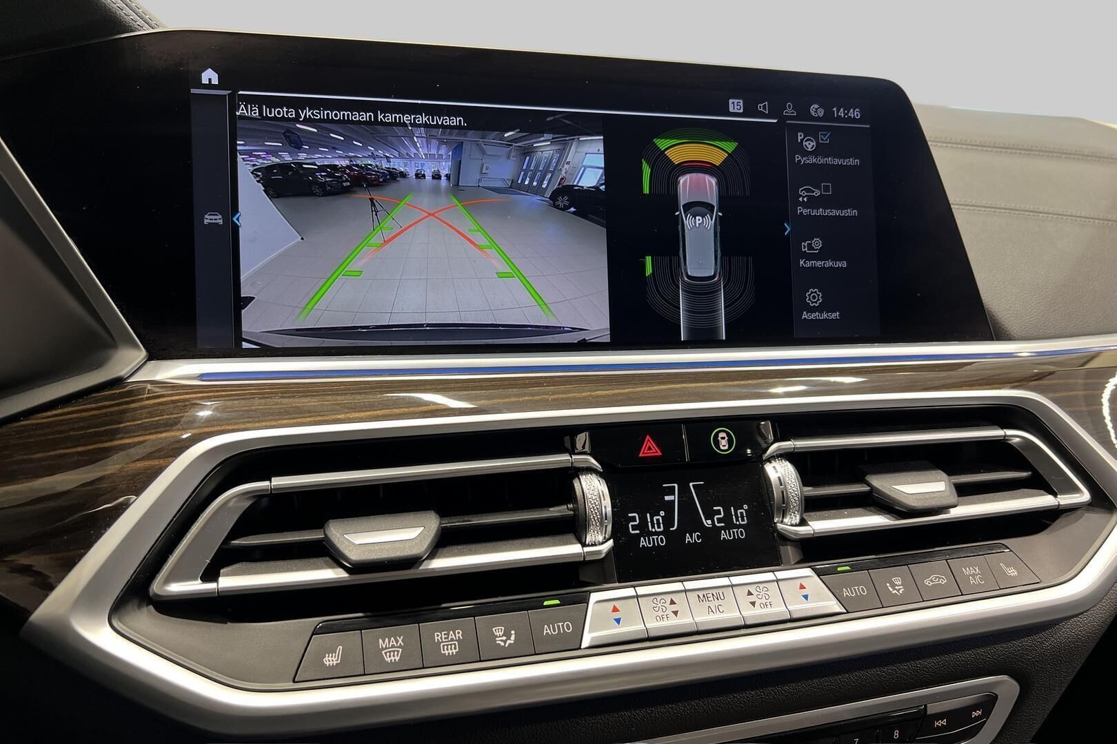 BMW X5 iso kuva 20