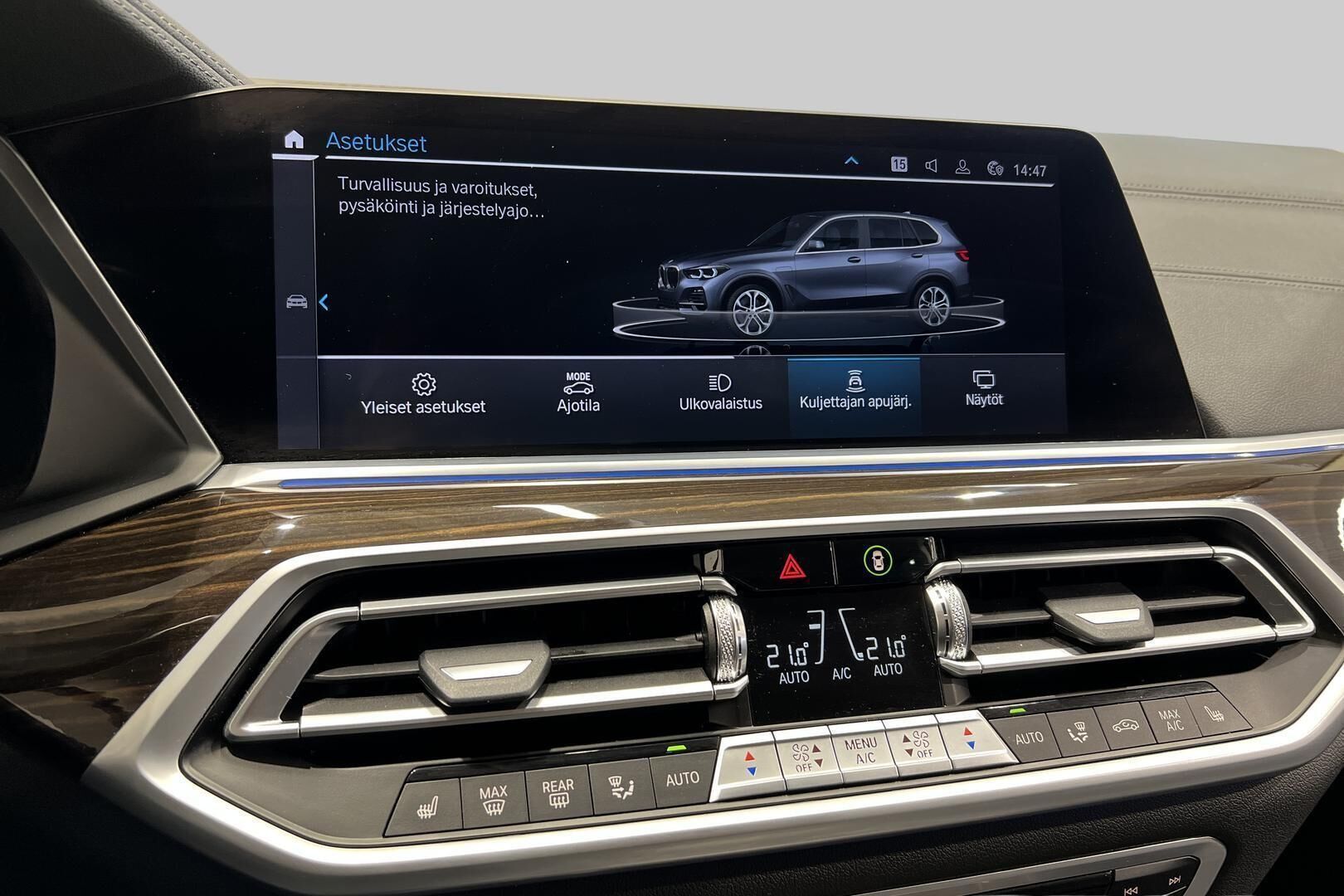 BMW X5 iso kuva 19