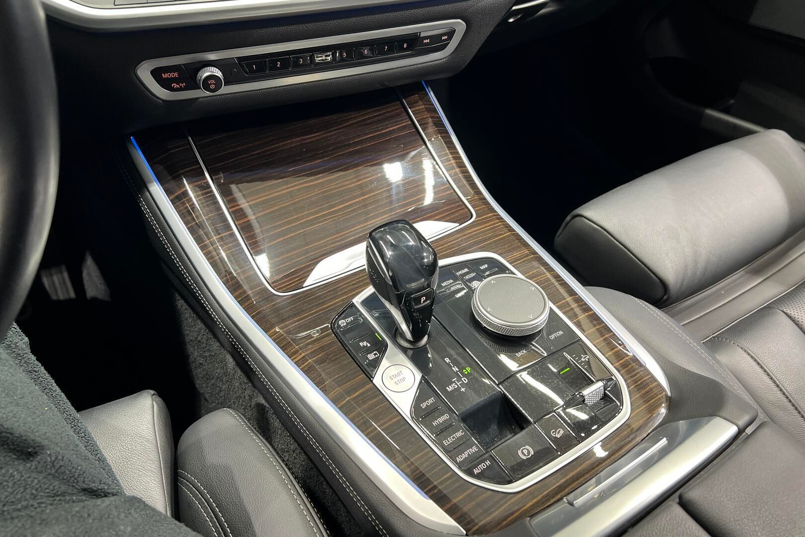 BMW X5 iso kuva 23