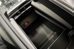 BMW X5 esikatselu 24