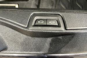BMW X5 esikatselu 37