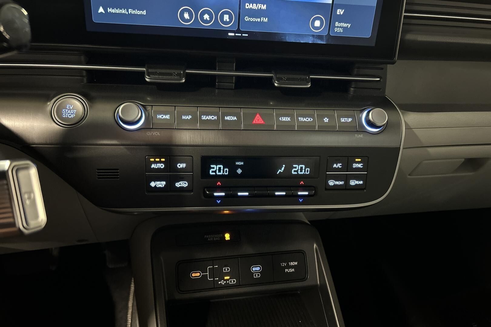 HYUNDAI KONA ELECTRIC iso kuva 19