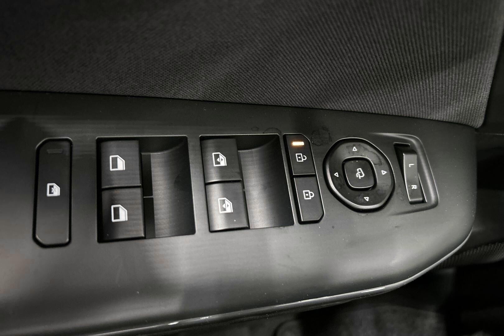 KIA K4 iso kuva 20
