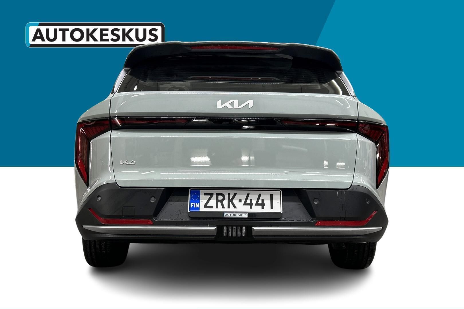 KIA K4 iso kuva 5