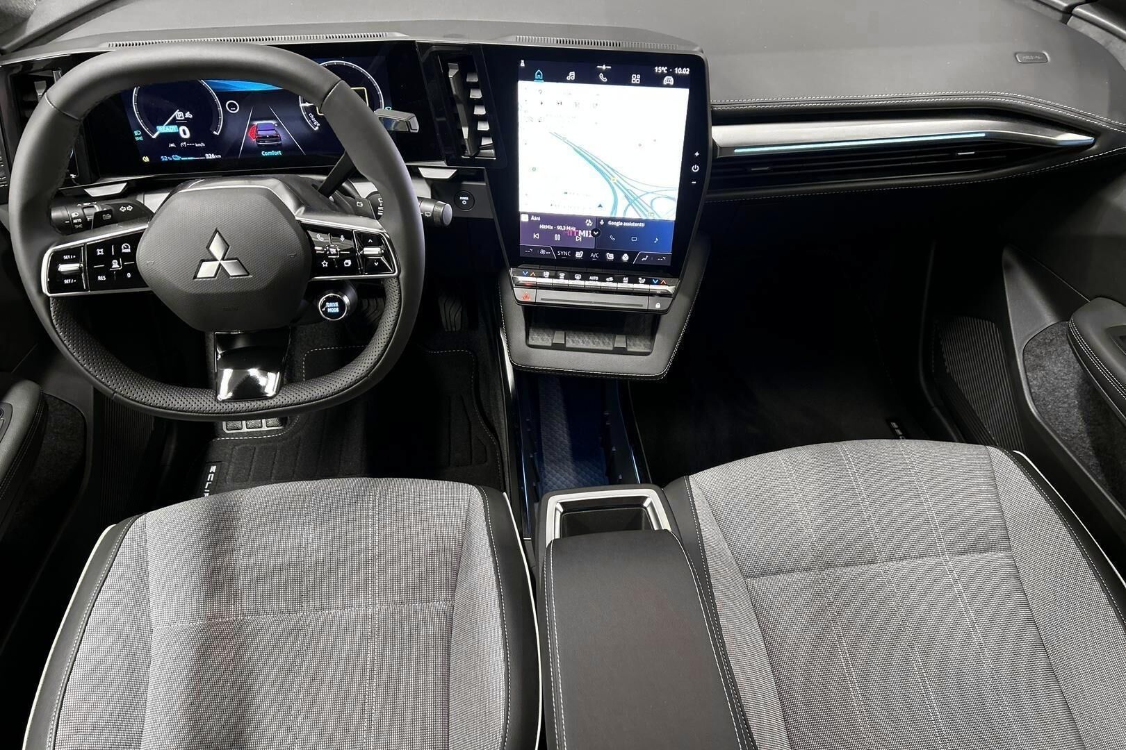 Mitsubishi Eclipse Cross iso kuva 9