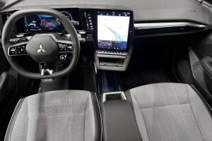 Mitsubishi Eclipse Cross esikatselu 9