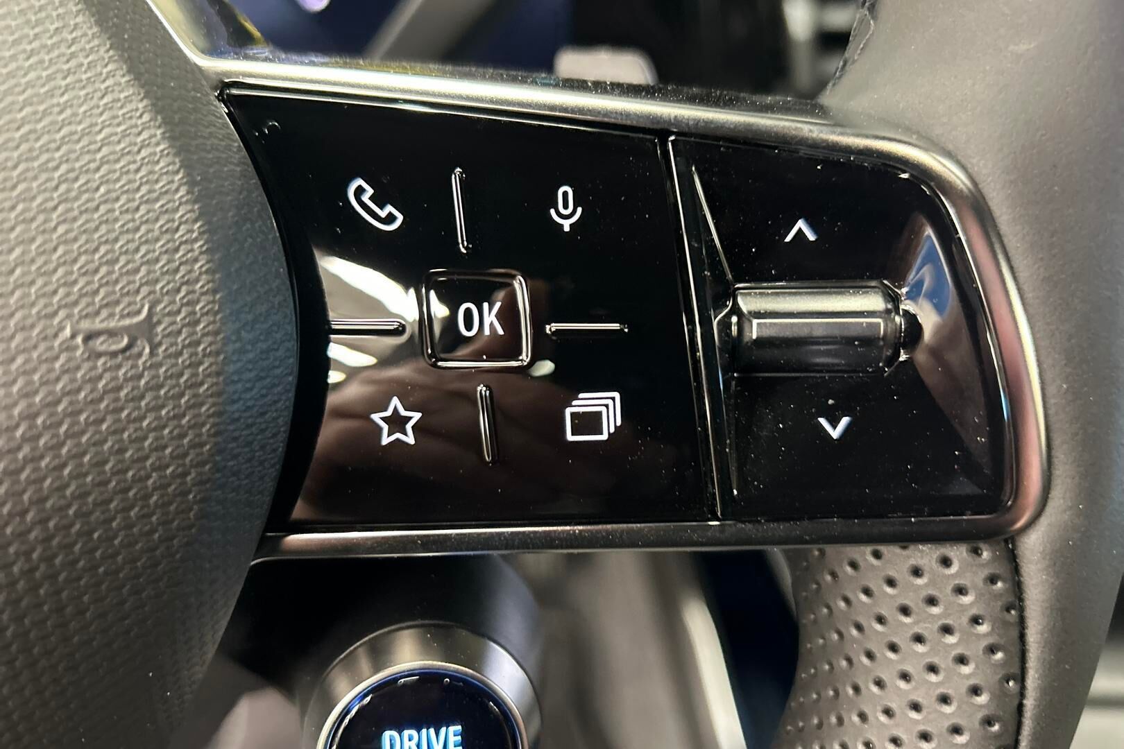 Mitsubishi Eclipse Cross iso kuva 14