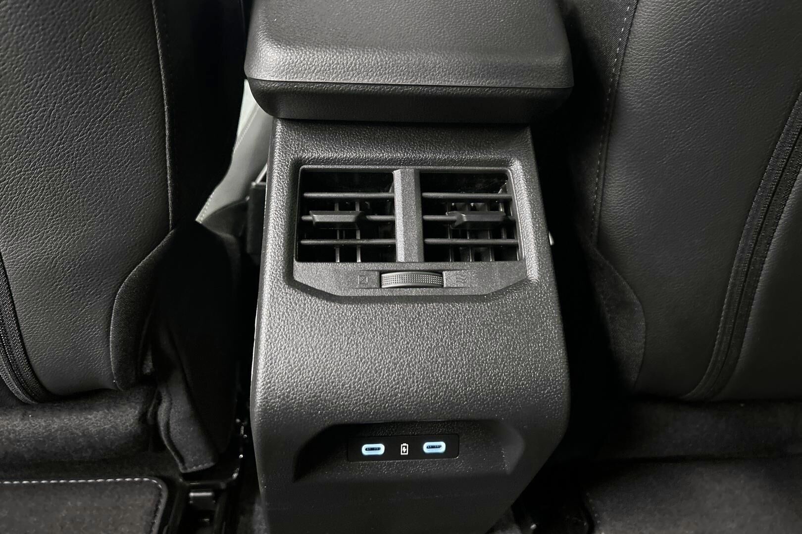 Mitsubishi Eclipse Cross iso kuva 22