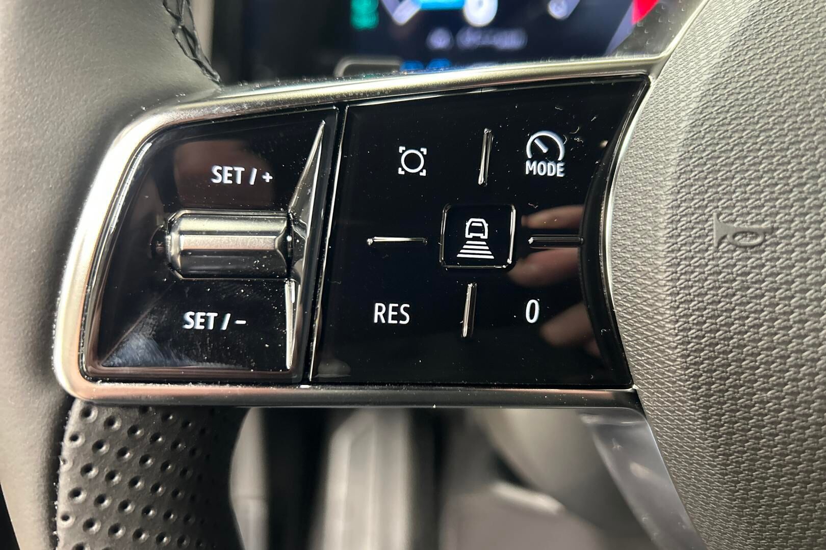 Mitsubishi Eclipse Cross iso kuva 14