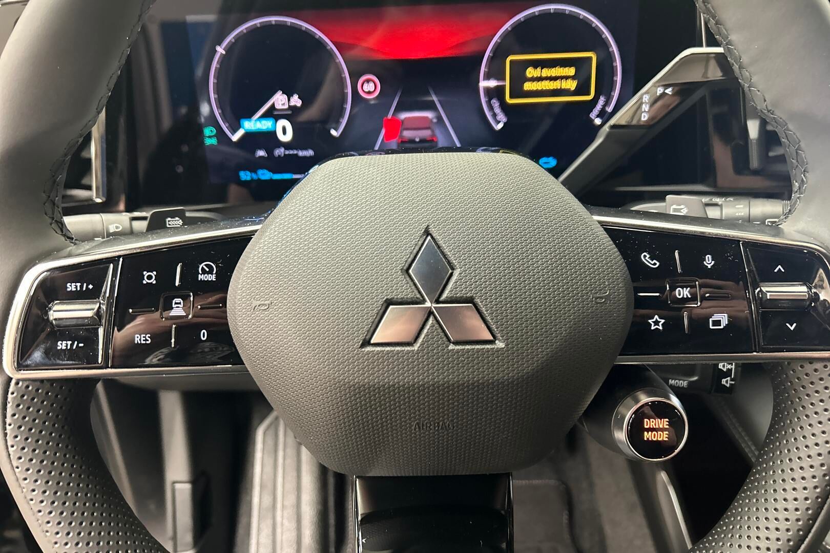 Mitsubishi Eclipse Cross iso kuva 17