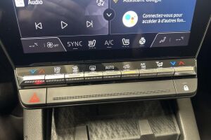 Mitsubishi Eclipse Cross esikatselu 21