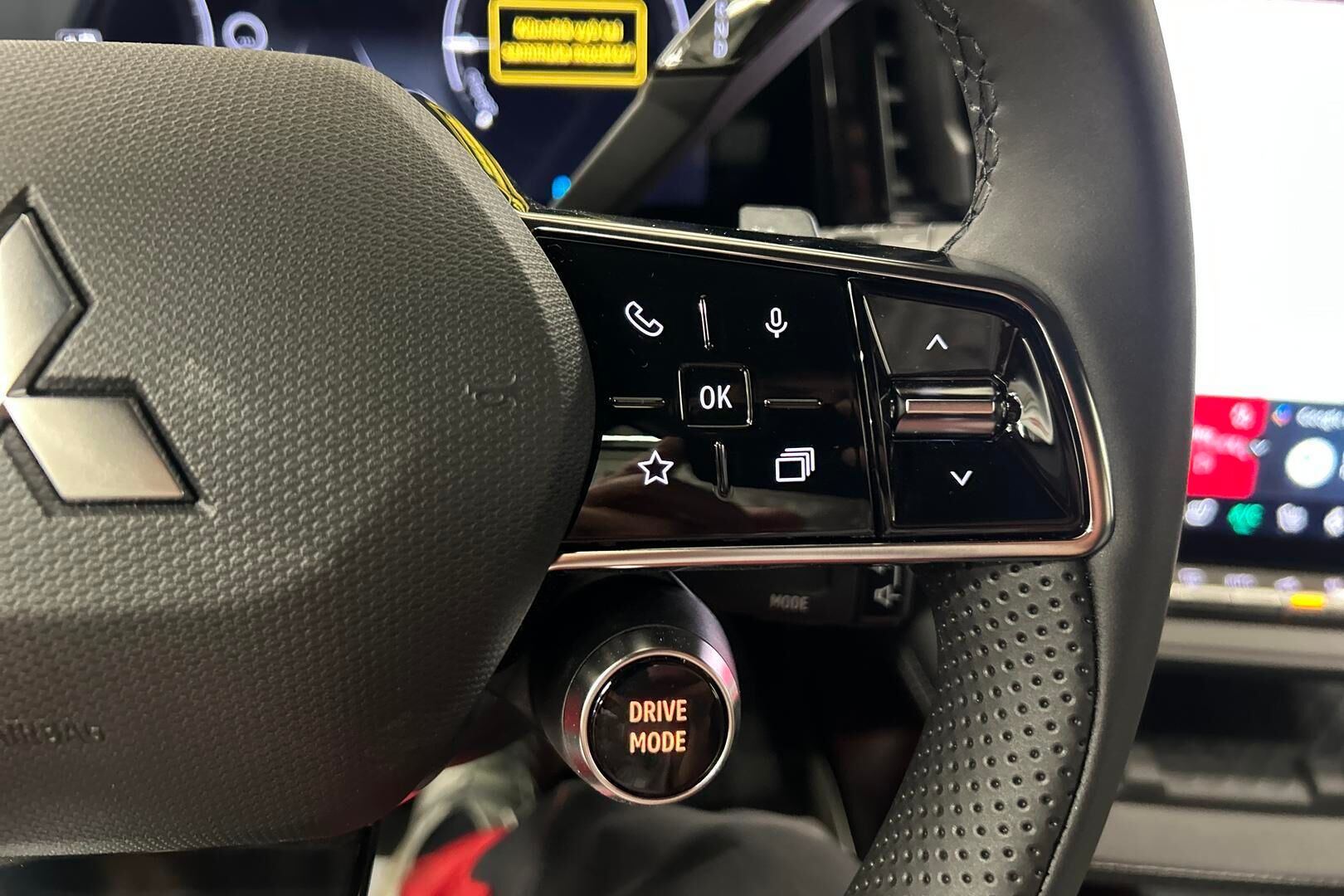 Mitsubishi Eclipse Cross iso kuva 16