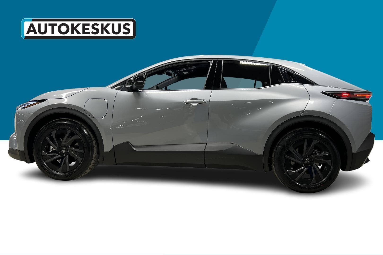 Toyota C-HR+ iso kuva 7